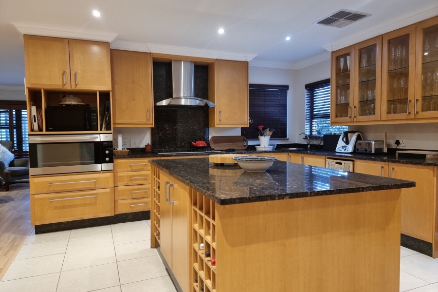 4 Bedroom Property for Sale in Pecanwood Estate North West